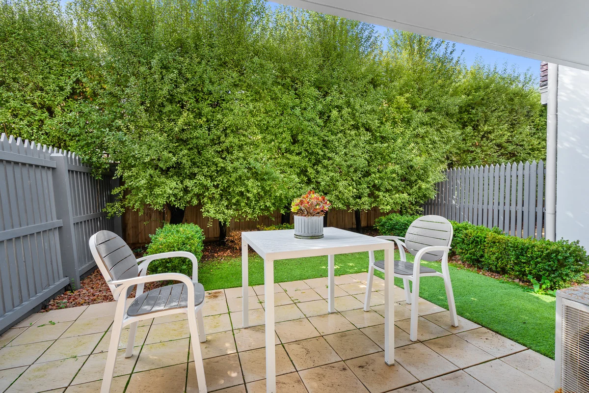 Additional image 3 of 12 / 48-50 Bank Street, Port Fairy VIC 3284