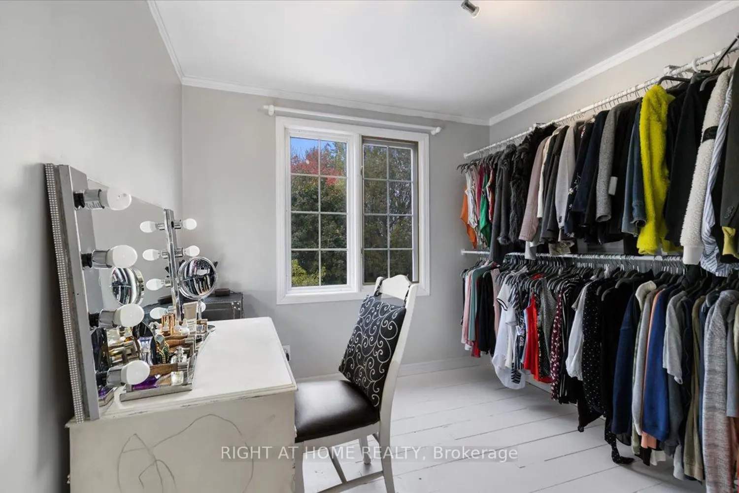 Additional image 17 of 424 Laurier Street