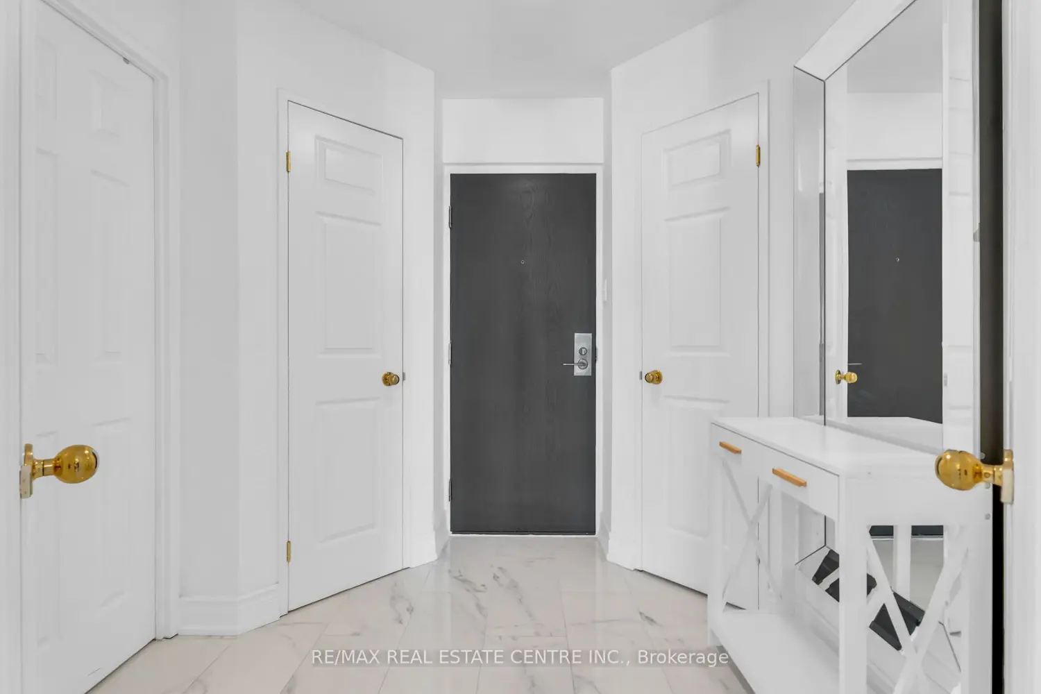 Additional image 3 of 55 Centre Avenue 2504