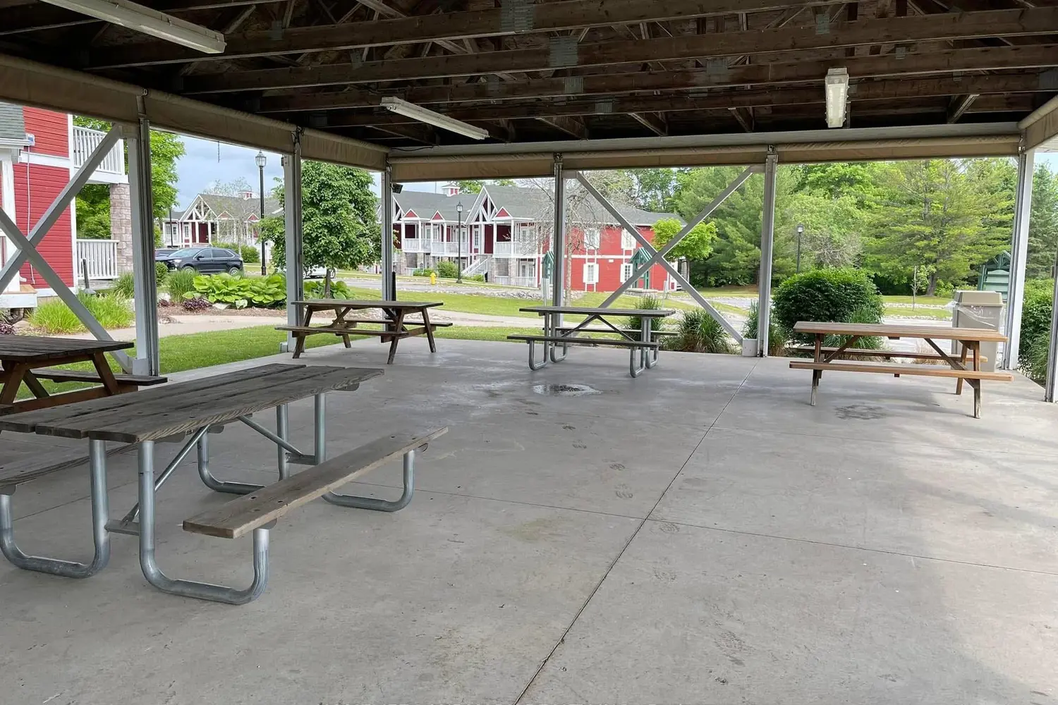 Additional image 6 of 90 Highland Drive 2076-77