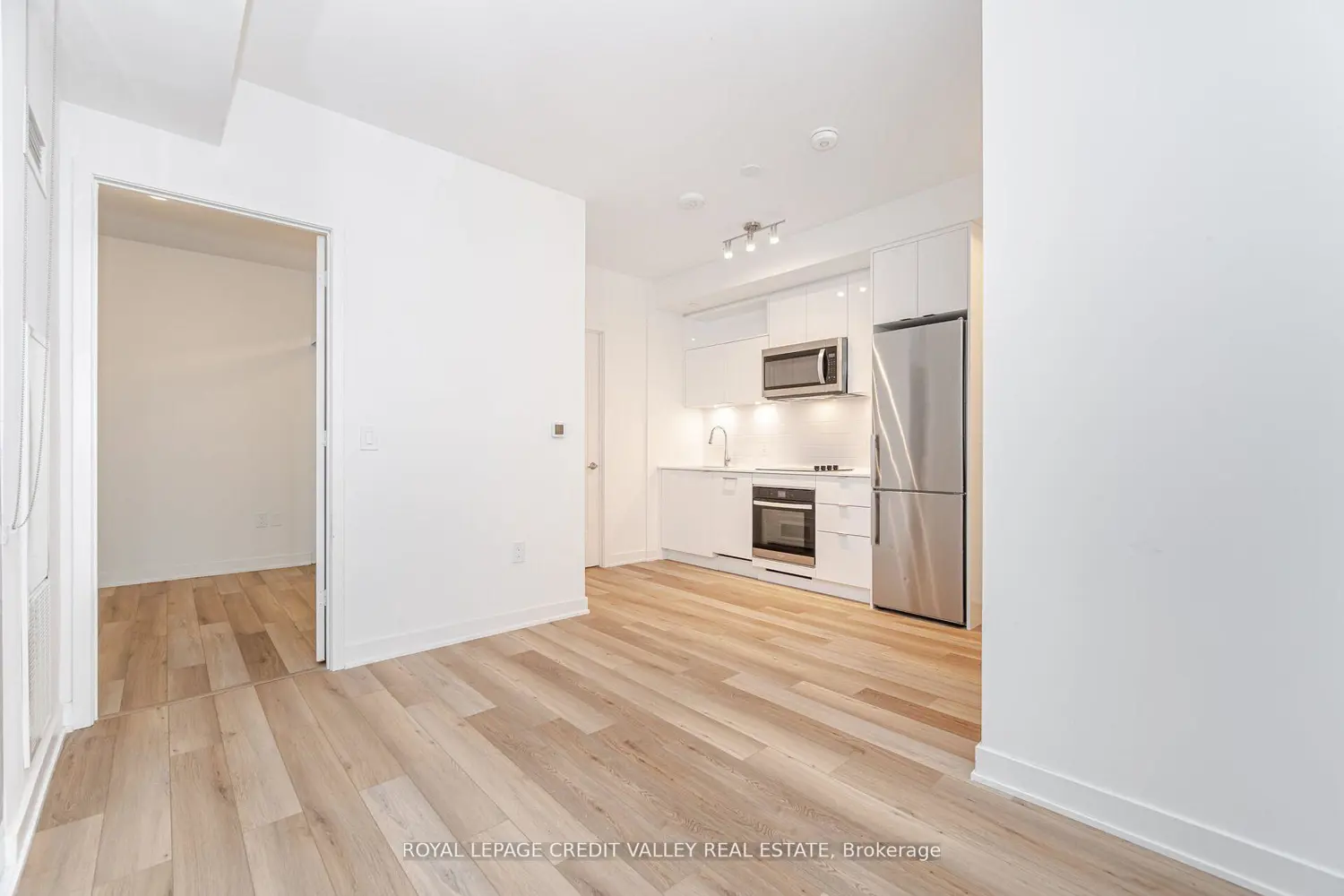 Additional image 12 of 70 Princess Street 413