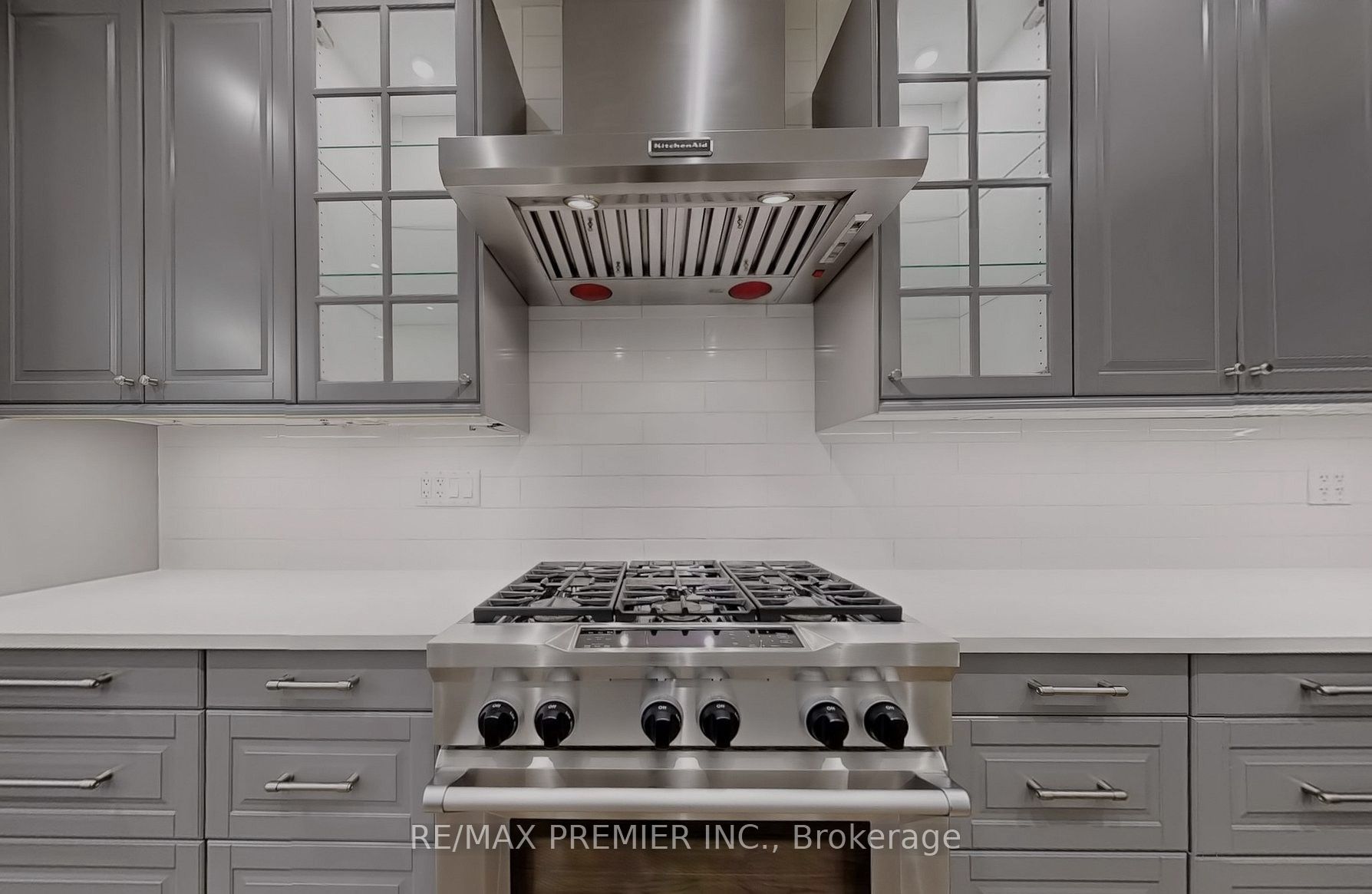 Additional image 2 of 422 Lady Nadia Drive, Vaughan, ON, L6A 4E8