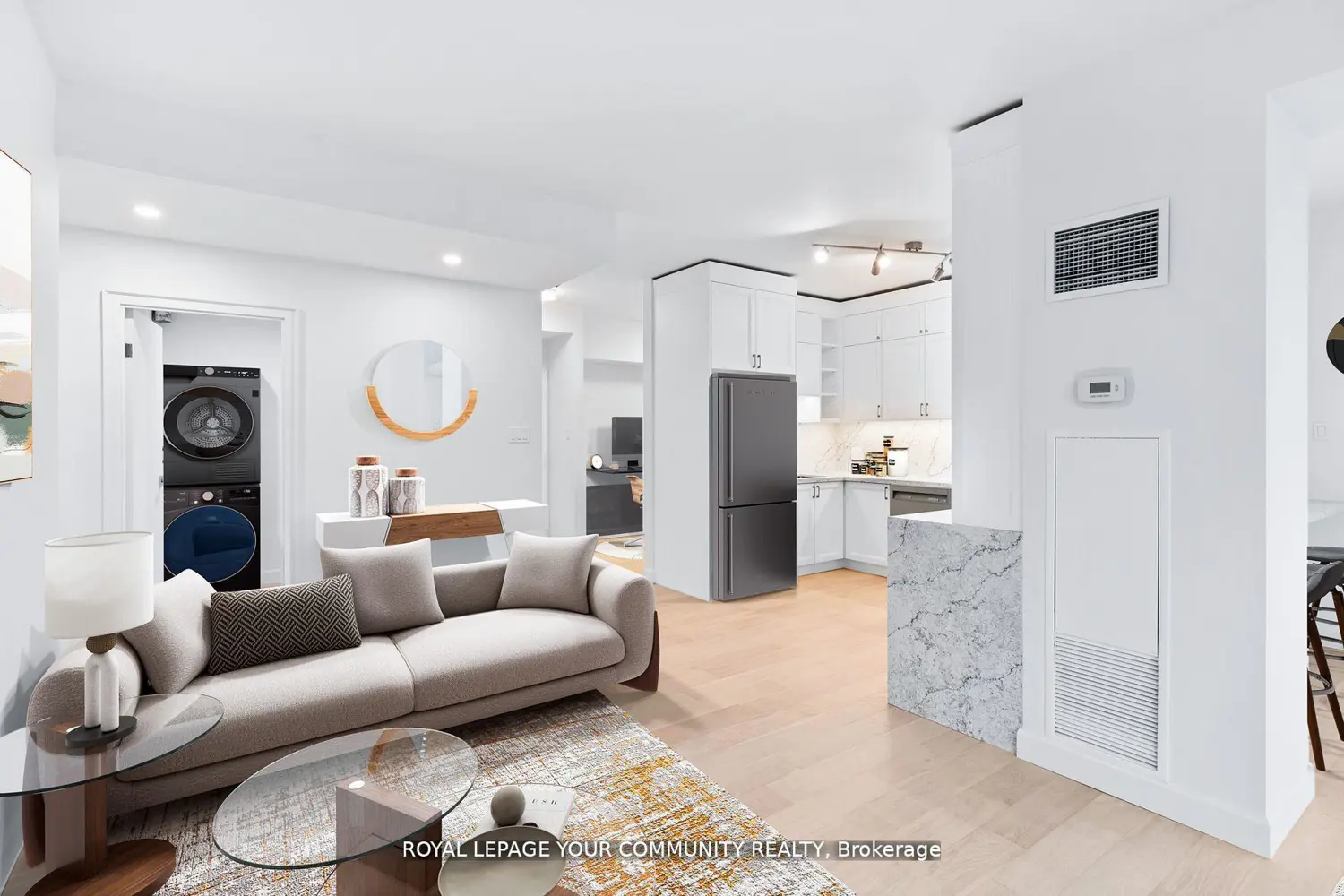 Additional image 5 of 10 Queens Quay 2402