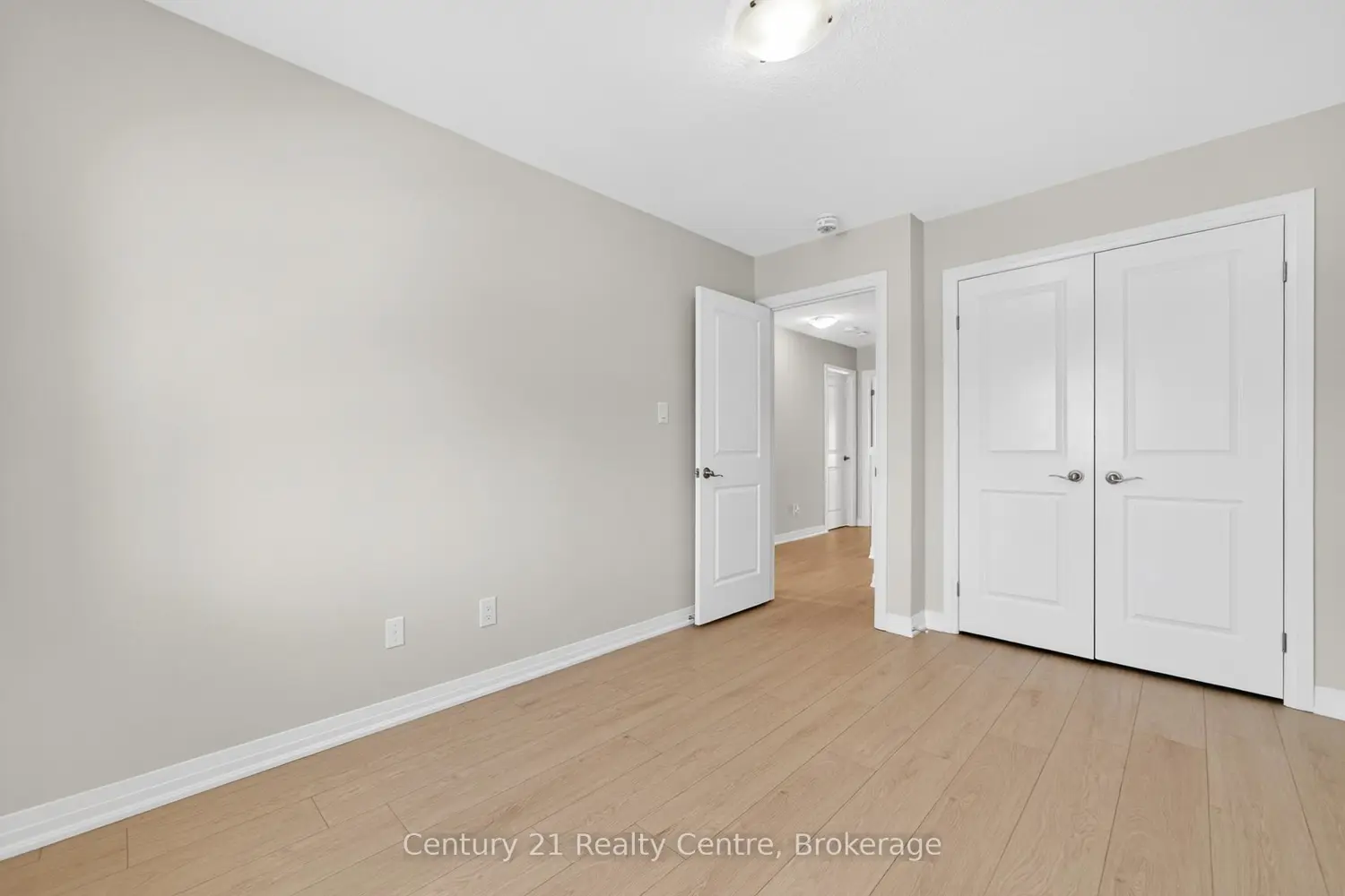 Additional image 15 of 157 South Creek Drive