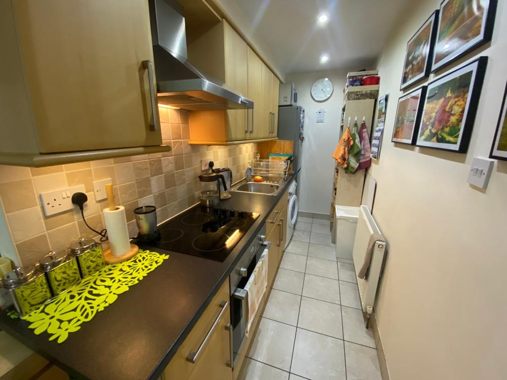 Additional image 4 of 1 Bed Flat, Otley Road, LS16, N1 7GU