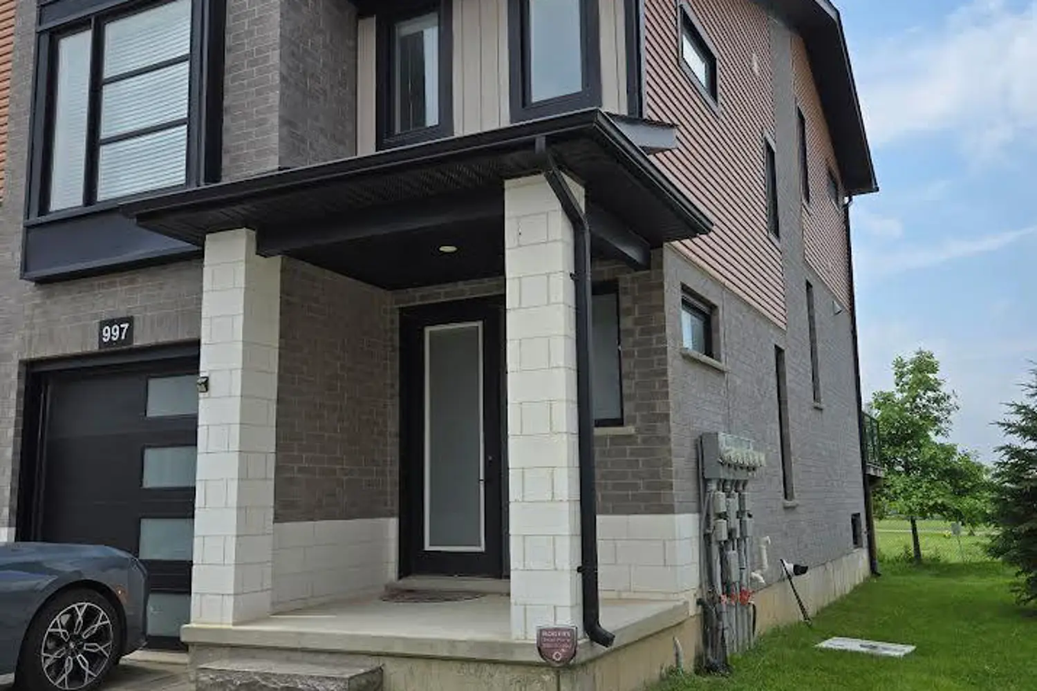 997 West Village Square