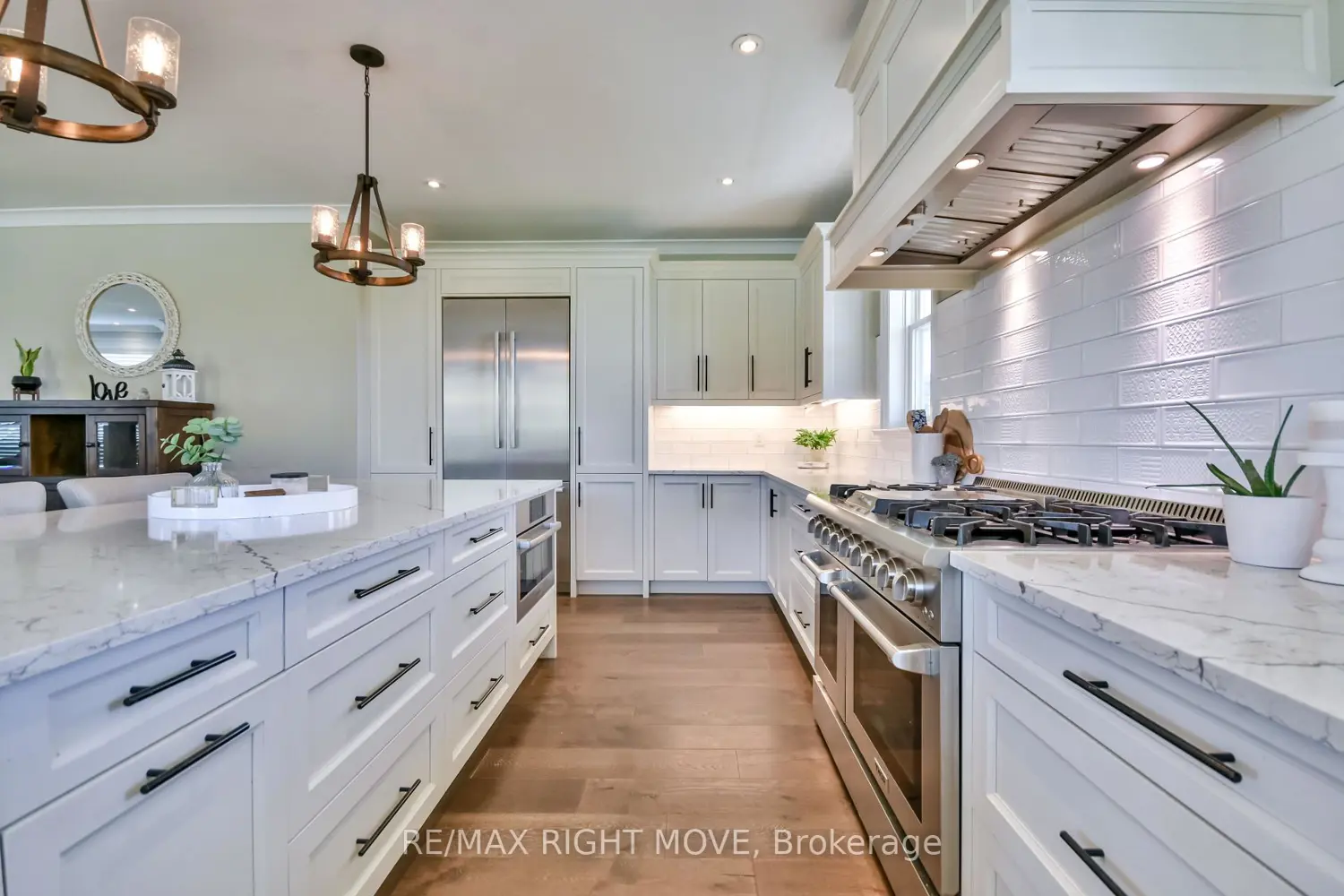 Additional image 10 of 2448 Stockdale Road