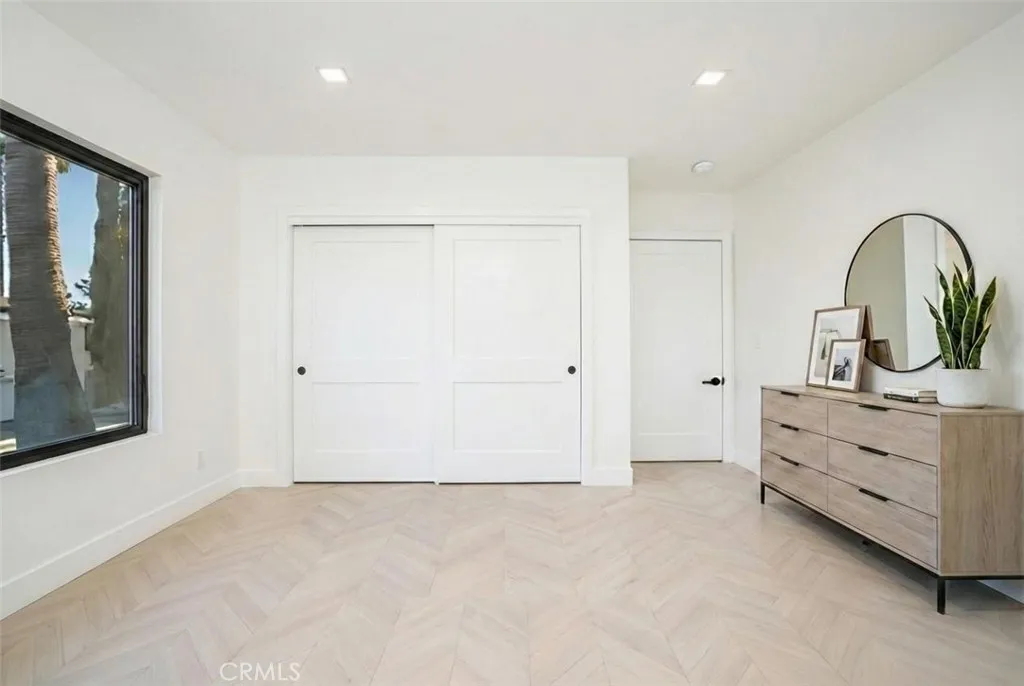 Additional image 110 of 18827 Edleen Drive, Tarzana, CA 91356