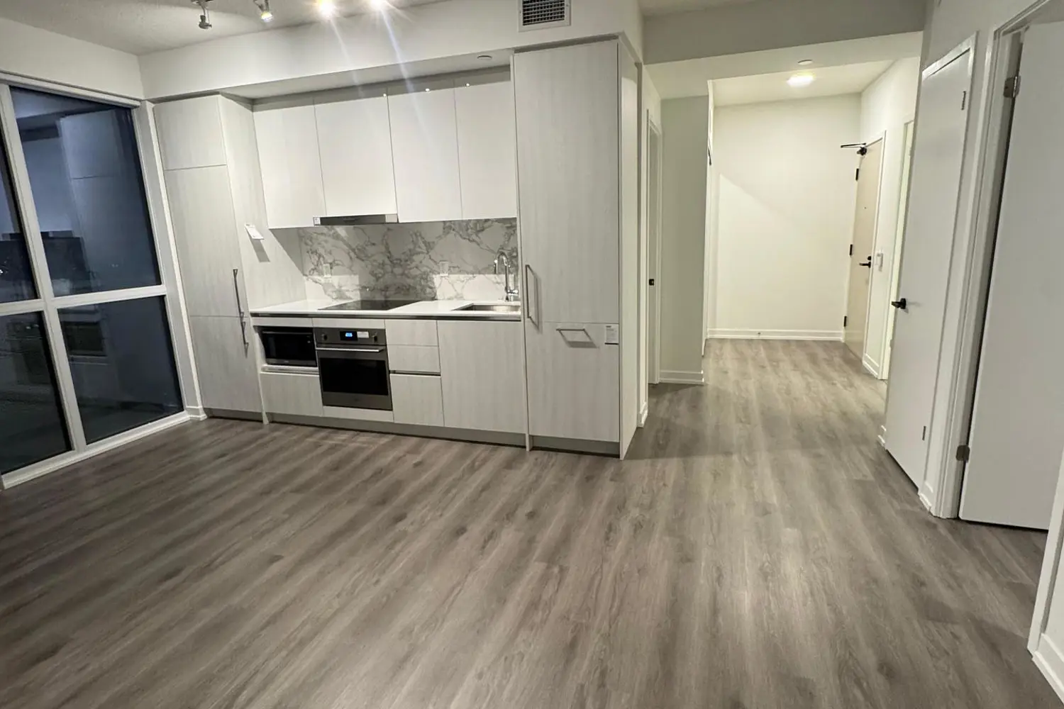 Additional image 7 of 225 Commerce Street 2012