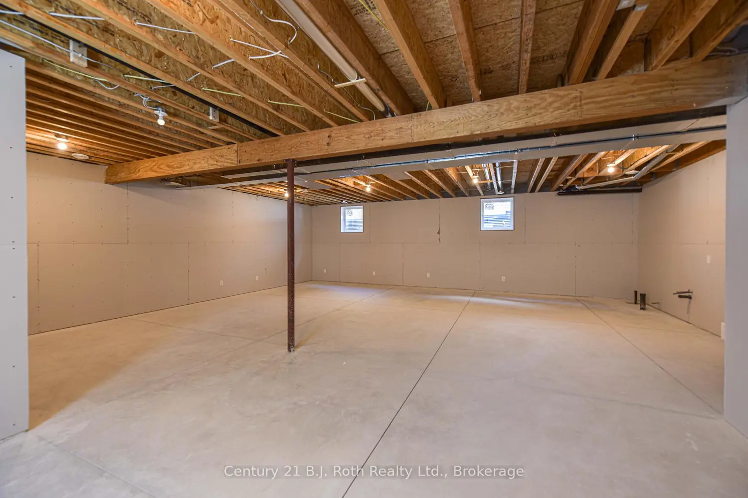 Additional image 17 of 3324 Bramshott Avenue