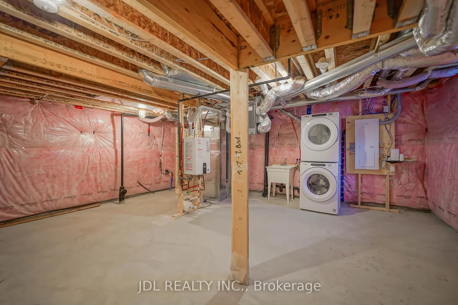 Additional image 12 of 32 Guardhouse Crescent