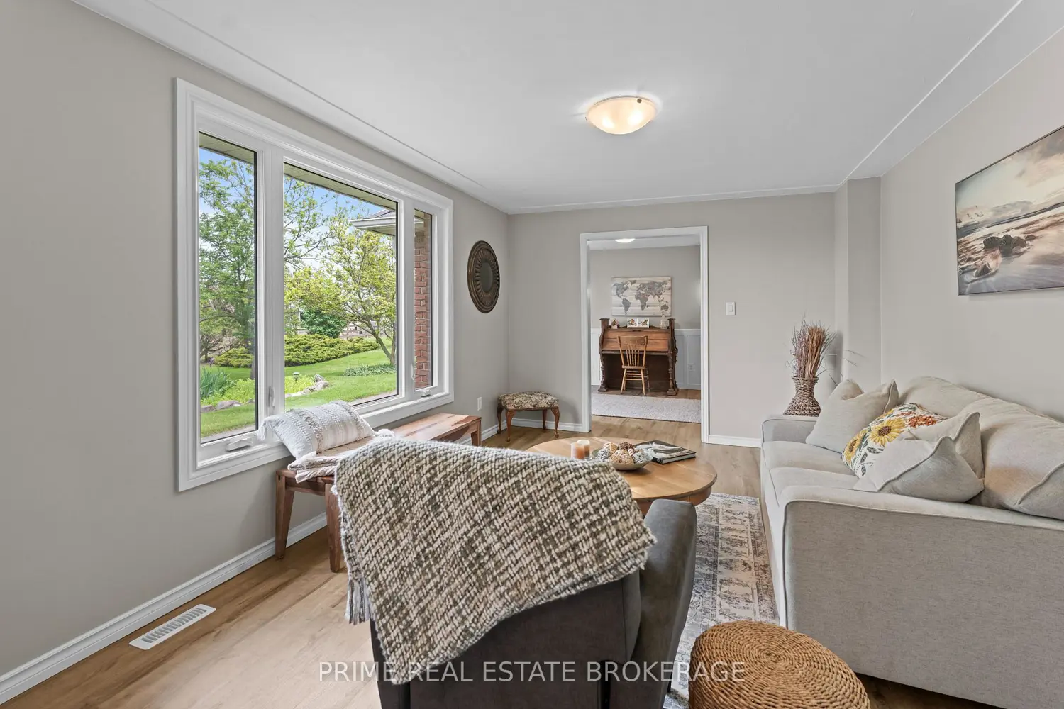 Additional image 4 of 3304 Cromarty Drive