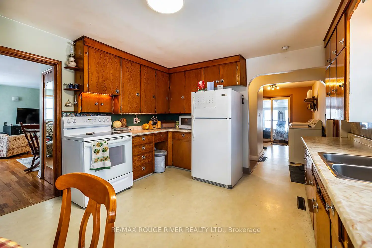 Additional image 6 of 3989 Mcintosh Road