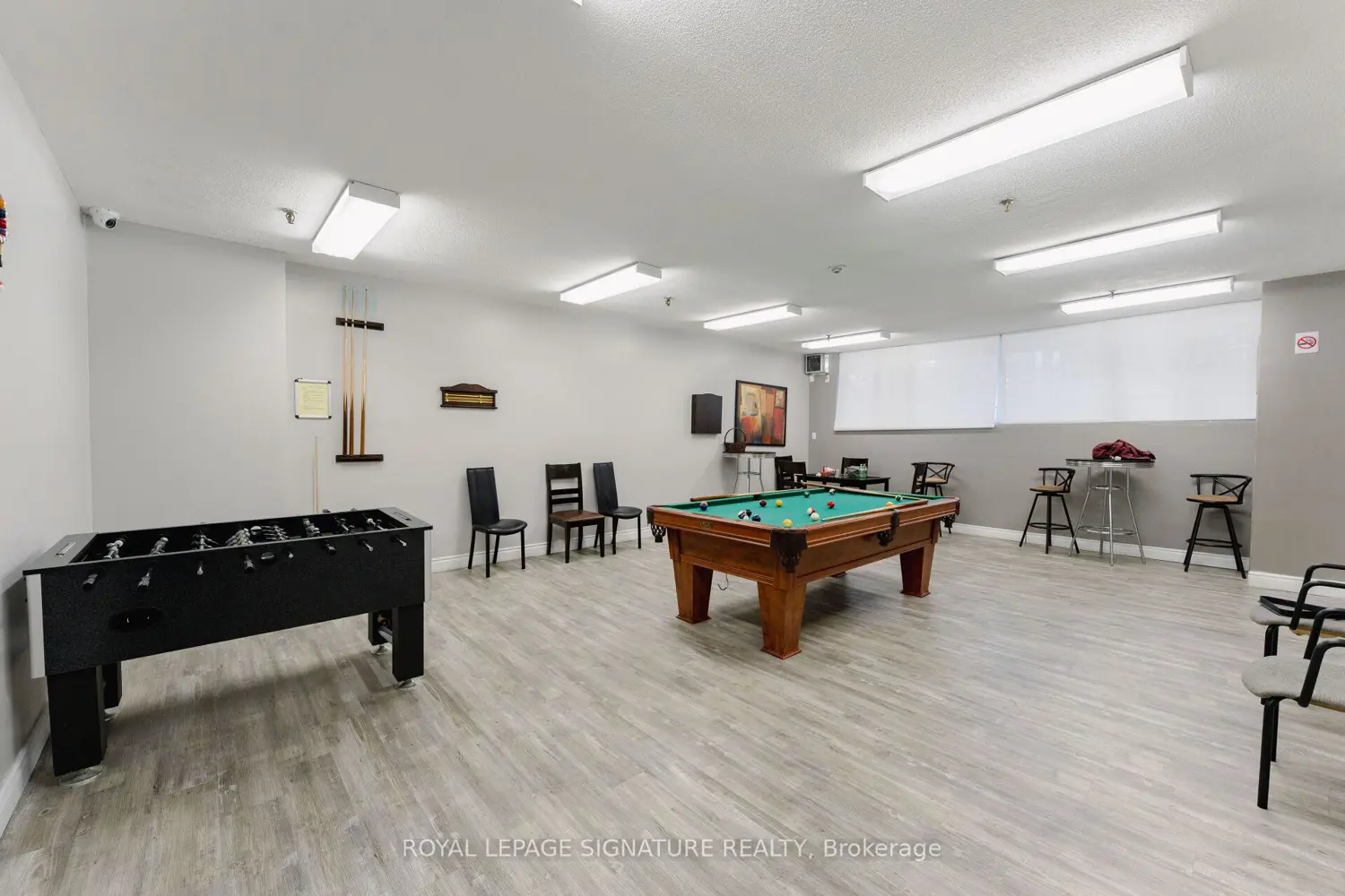 Additional image 19 of 85 Emmett Avenue 2011