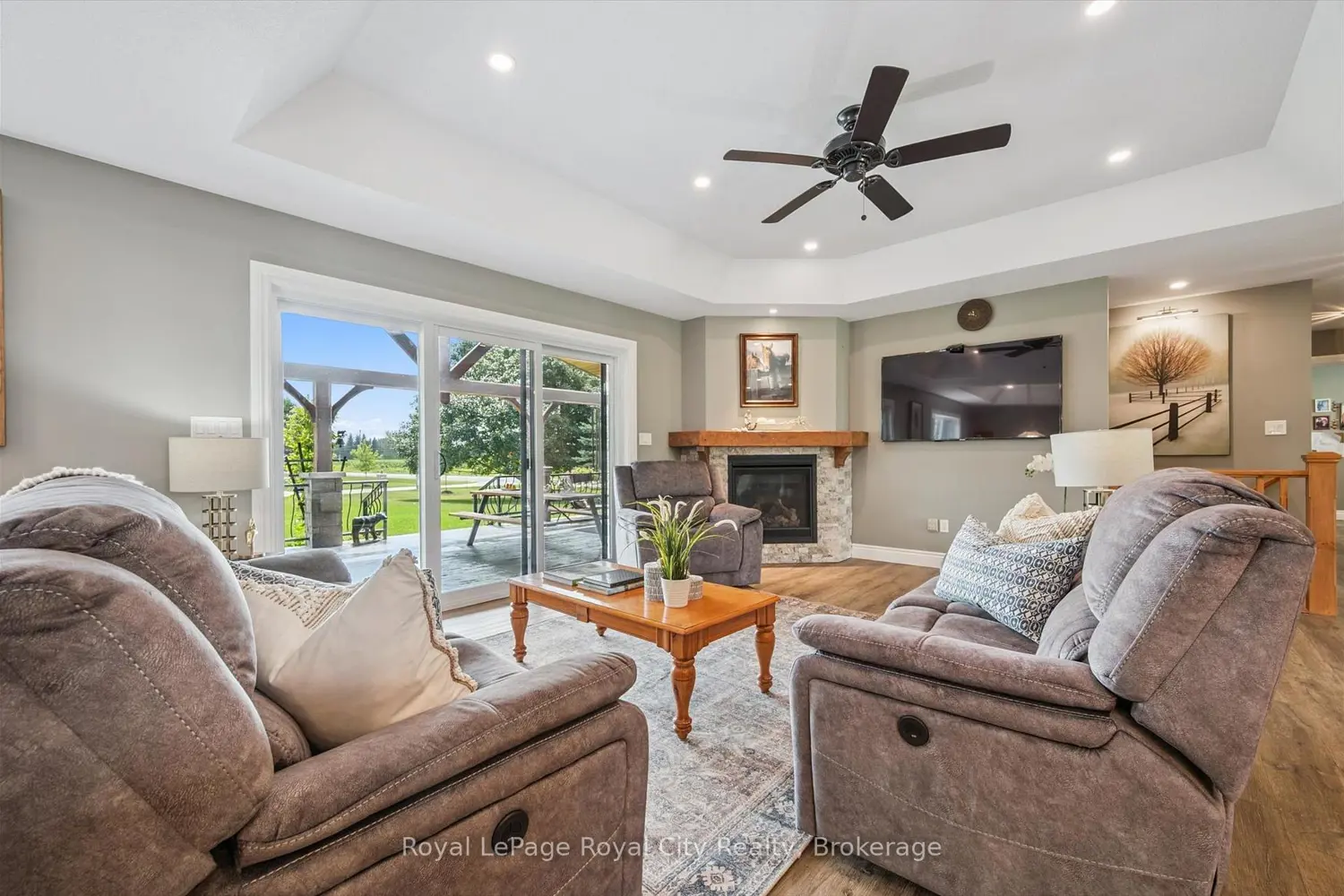 Additional image 3 of 100 Harris Crescent