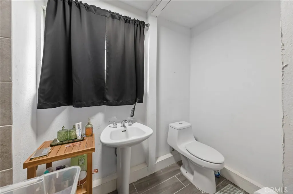 Additional image 37 of 964 E La Verne, Pomona, CA 91767