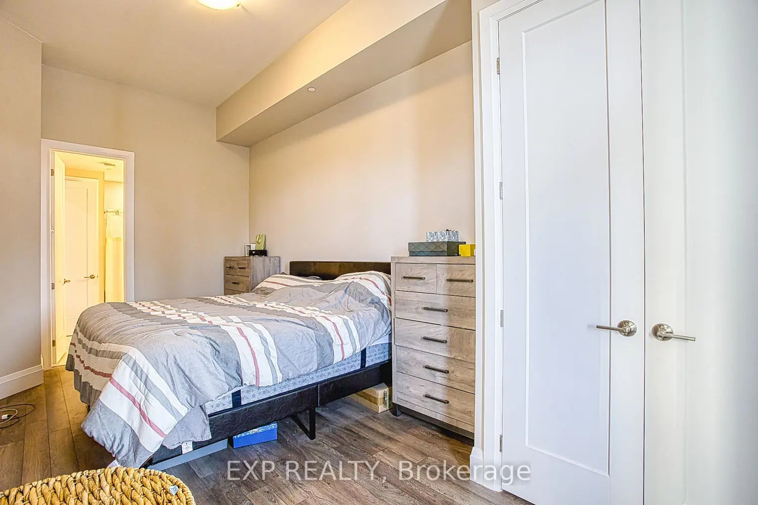 Additional image 14 of 85 Morrell Street 215A