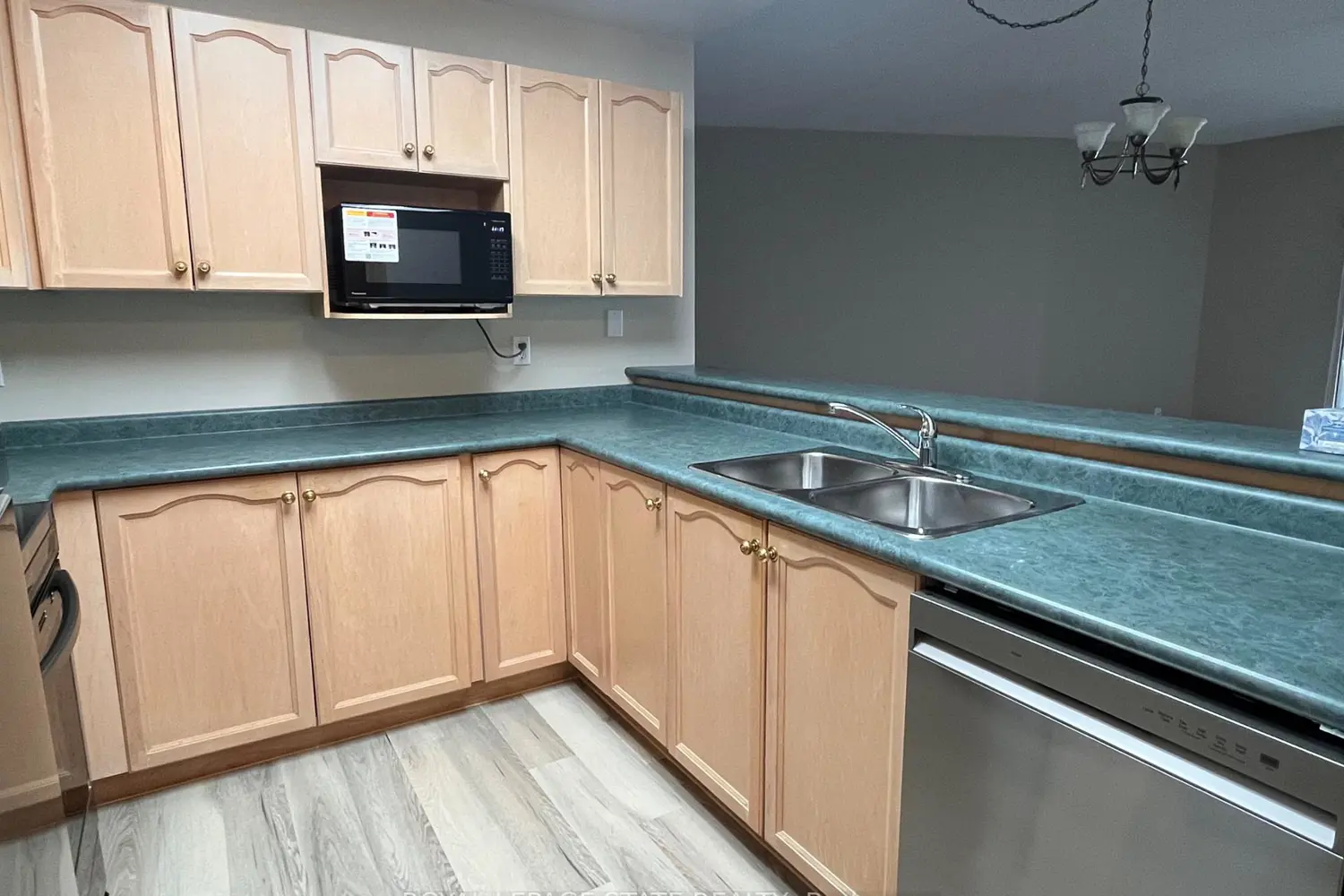 Additional image 6 of 210 Main Street 203