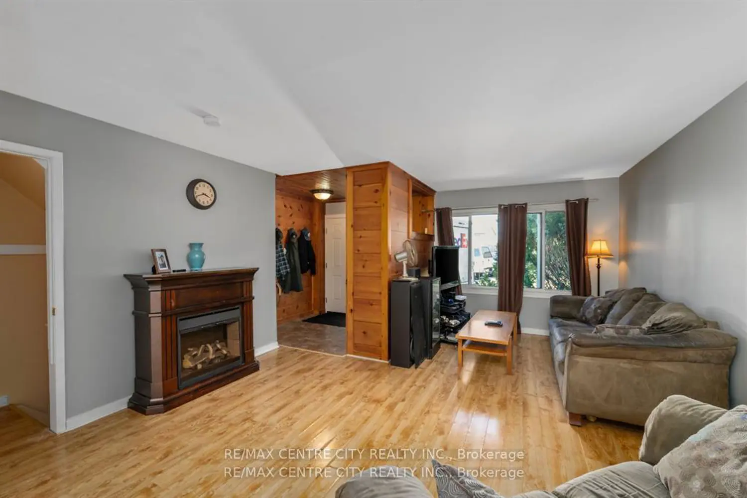 Additional image 4 of 690 Little Grey Street 110