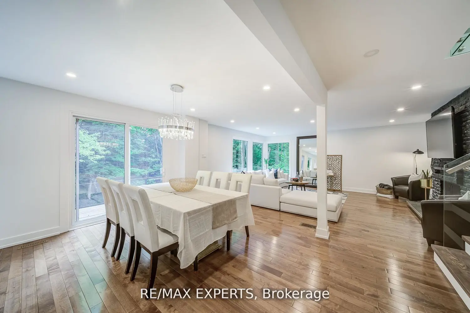 Additional image 8 of 1135 Greenoaks Drive