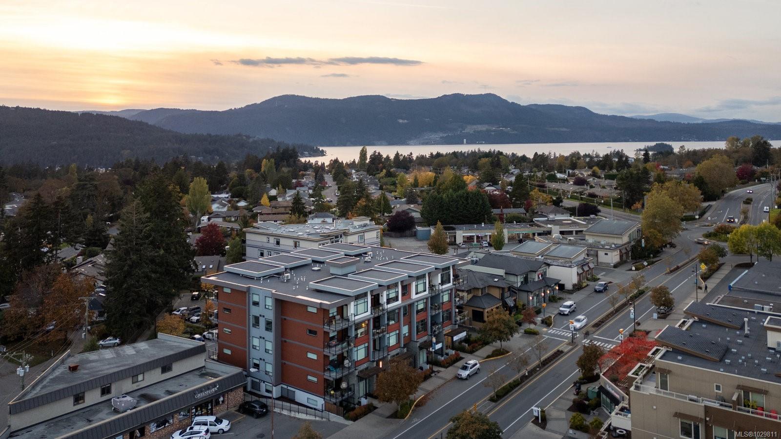 508-7162 West Saanich Road, Central Saanich, BC, V8M 1P6