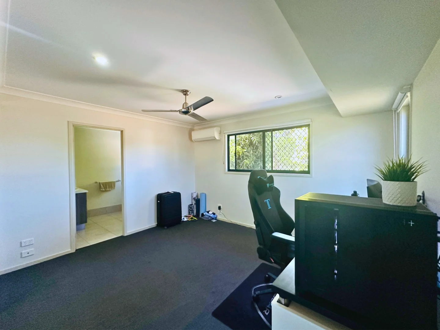 Additional image 9 of 8 MacArthur Street, Moranbah QLD 4744