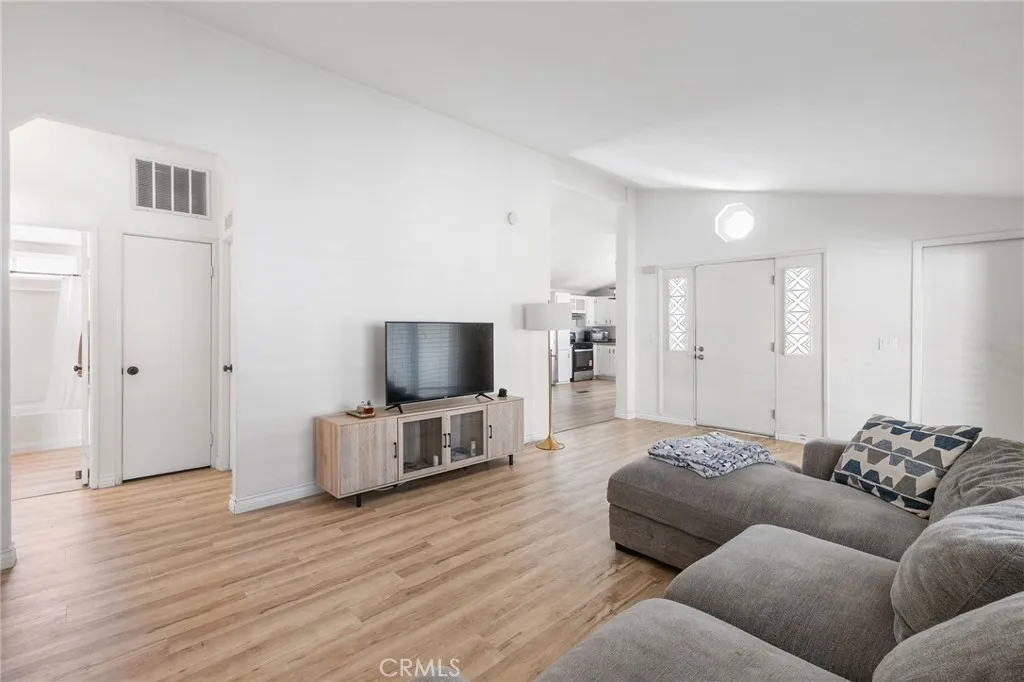 Additional image 10 of 140 W Pioneer Avenue Unit 38, Redlands, CA 92374