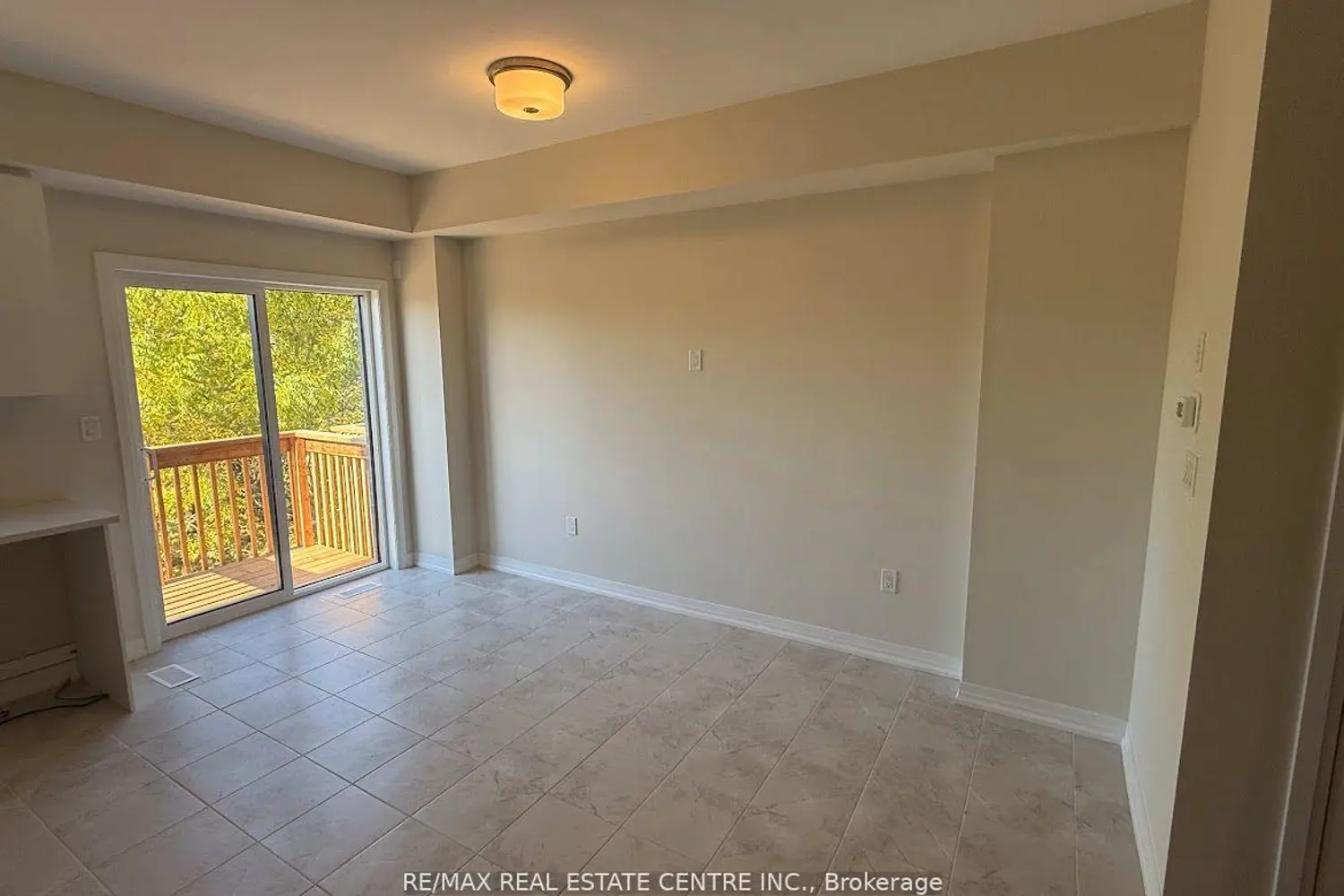 Additional image 6 of 660 Colborne Street 41