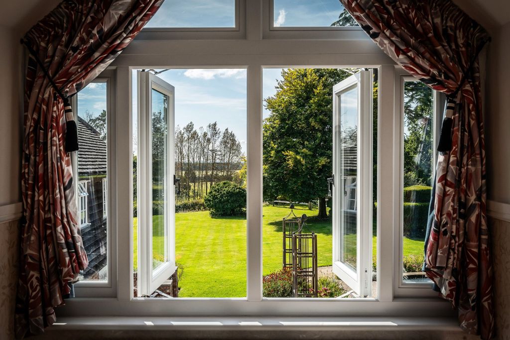 Additional image 32 of Land for saleNear Cranleigh, Surrey GU6