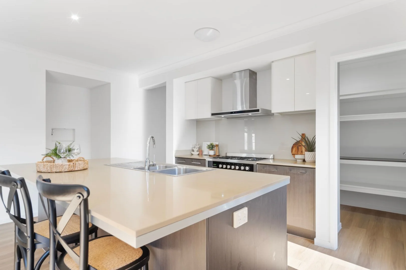 Additional image 4 of 37 Slate Court, Logan Reserve QLD 4133