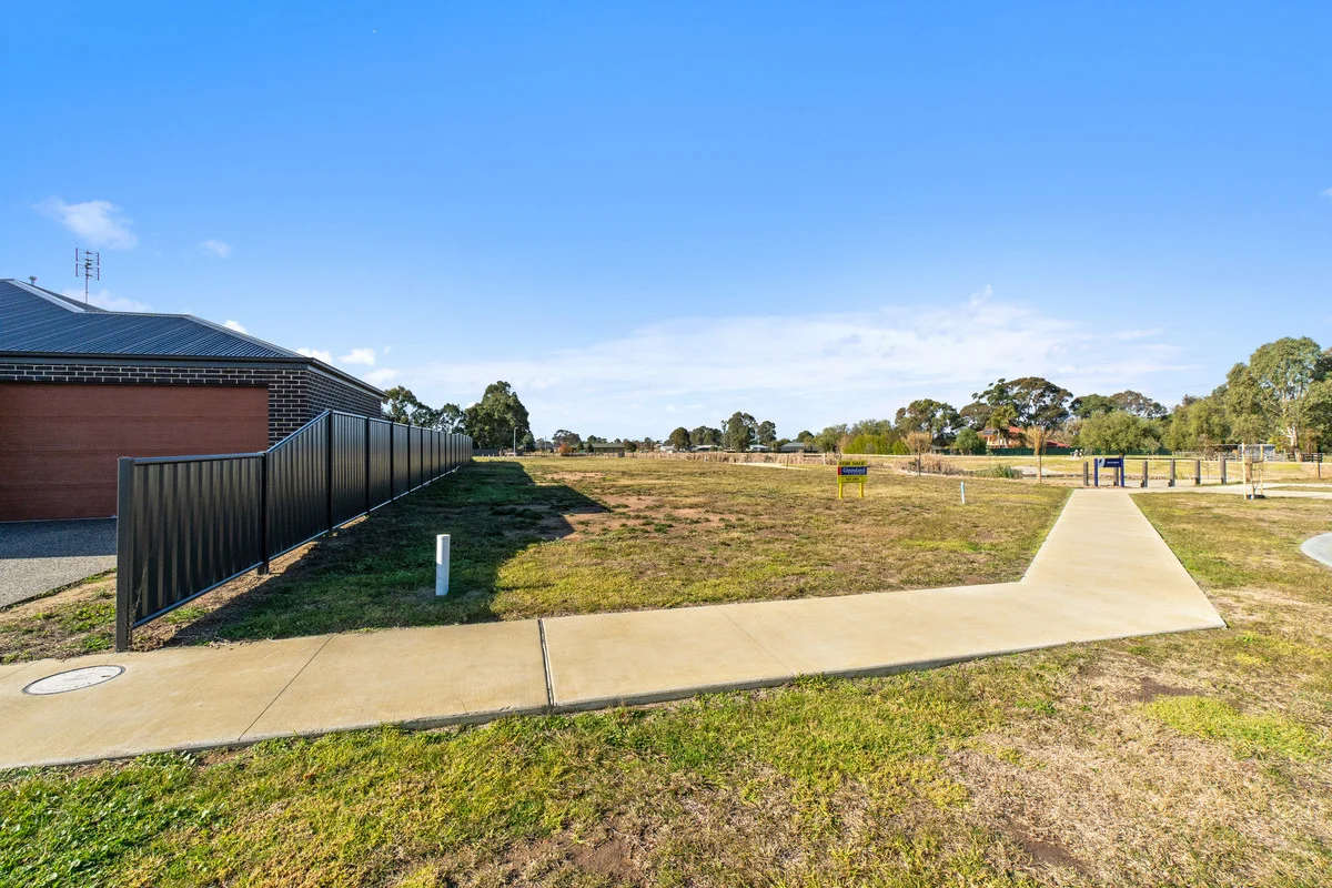 9 French Close, Maffra VIC 3860