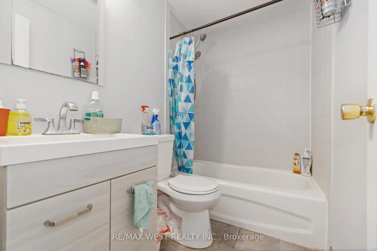 Additional image 18 of 283 Fairway Road 90