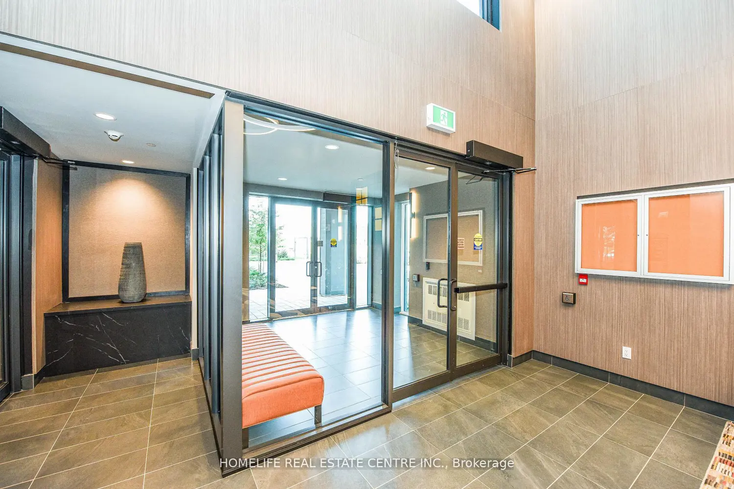 Additional image 18 of 95 Dundas Street 104