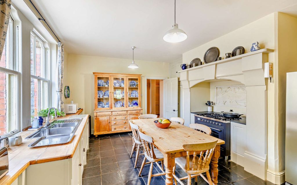Additional image 11 of 10 bed detached house for saleLlanfair Caereinion, Welshpool, Powys SY21