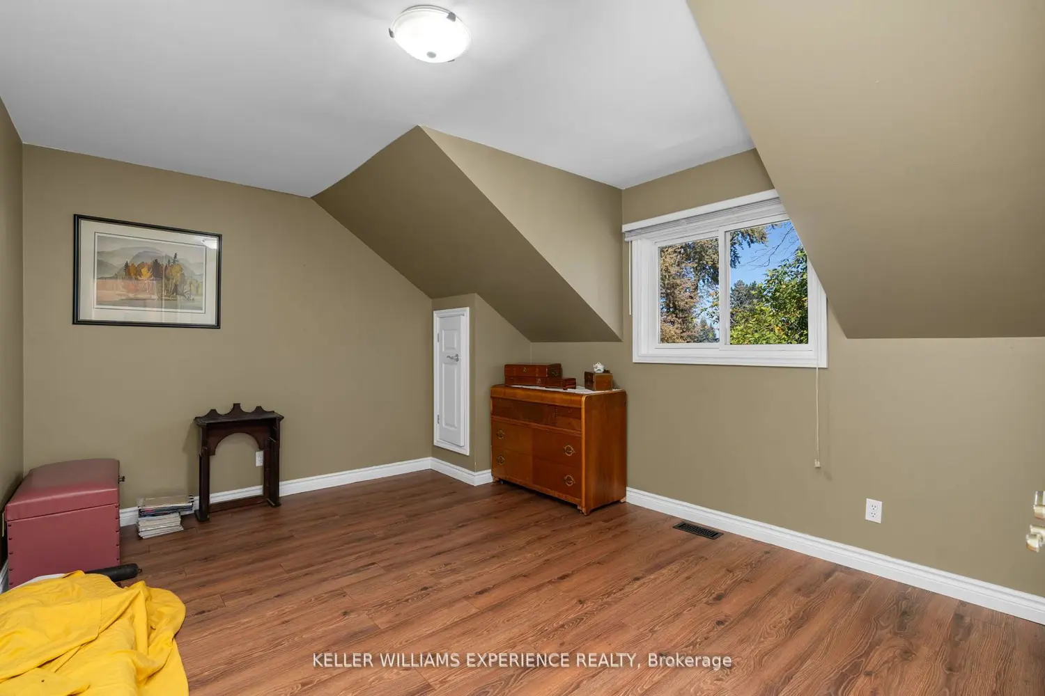 Additional image 9 of 228 Bayshore Road