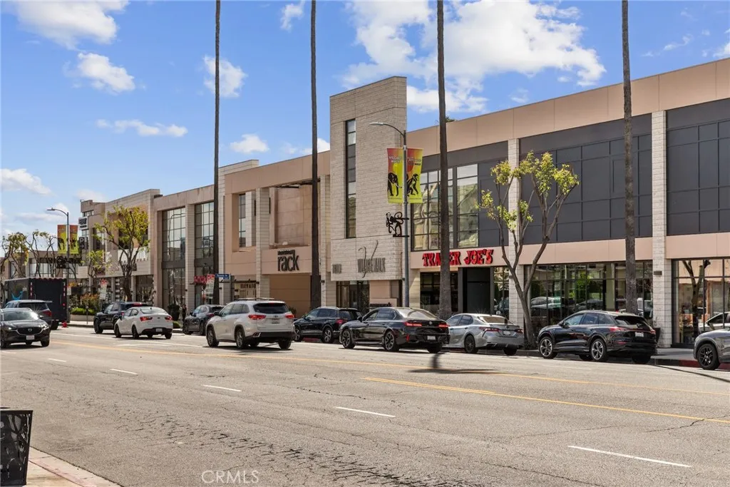 Additional image 59 of 5652 Yolanda Avenue Unit 7, Tarzana, CA 91356