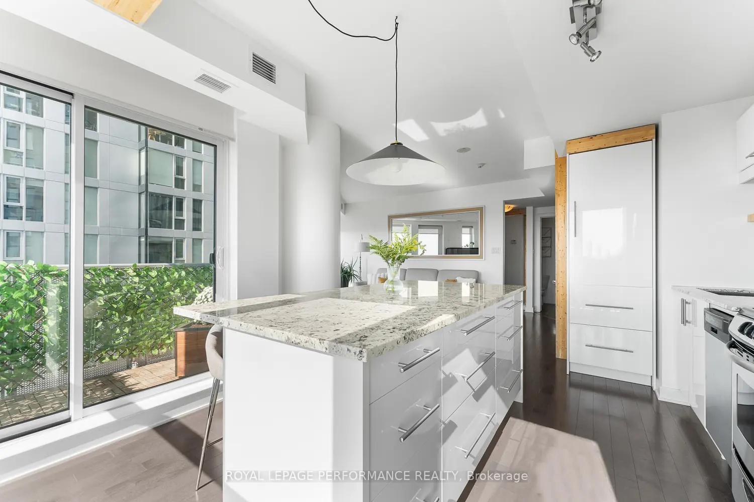 Additional image 5 of 40 Nepean Street 1305