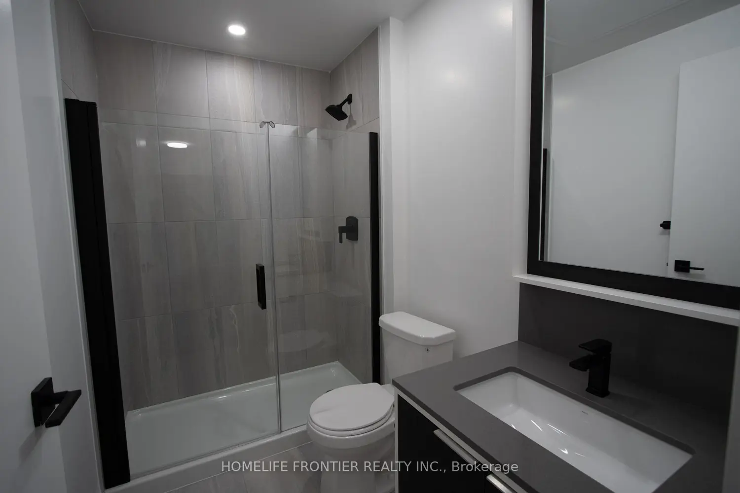 Additional image 11 of 36 Zorra Street 211