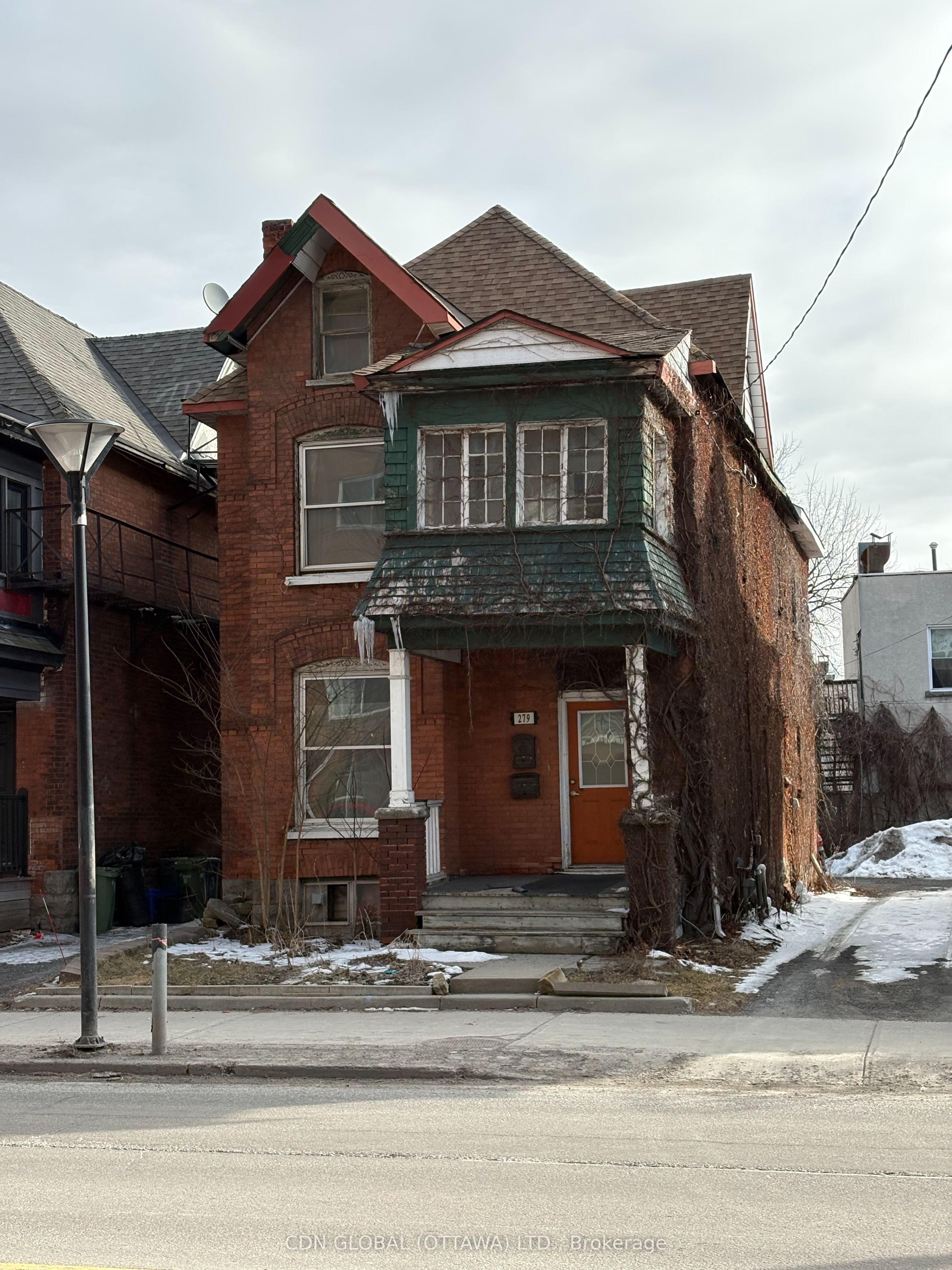 279 Bronson Avenue, Ottawa, ON, K1R 6H7