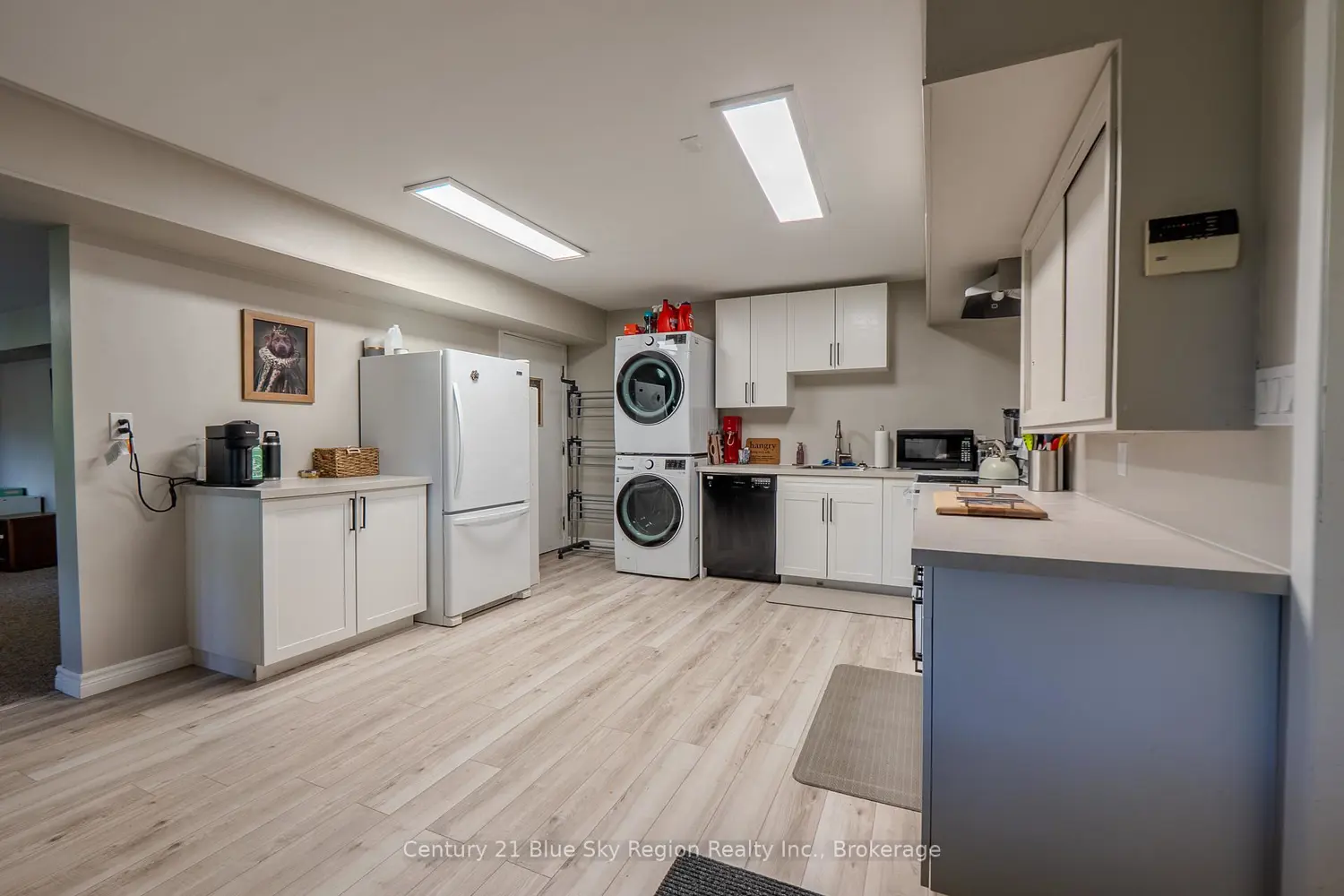 Additional image 16 of 708 Anita Avenue