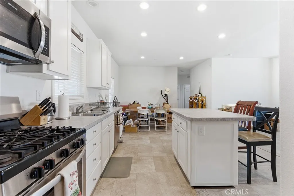 Additional image 12 of 11074 Redwood Rd, Pinon Hills, CA 92372