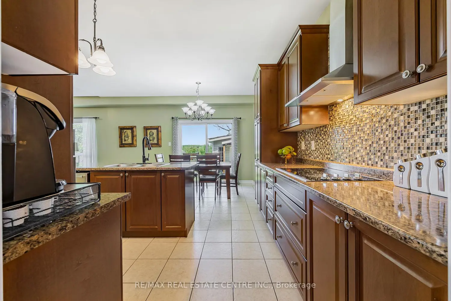 Additional image 8 of 904 O'reilly Crescent