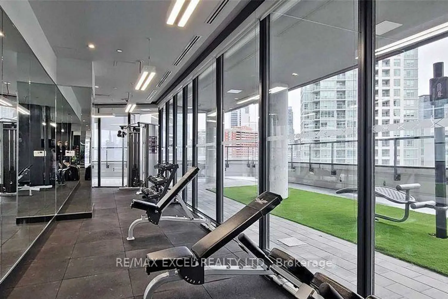 Additional image 4 of 159 Wellesley Street 406