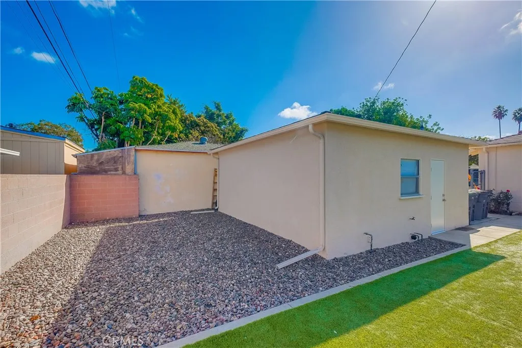 Additional image 91 of 2709 E Van Buren St, Long Beach, CA 90810
