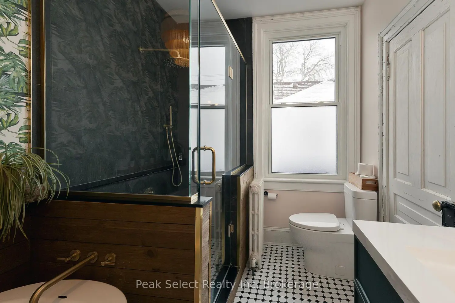 Additional image 6 of 363 Queen Street