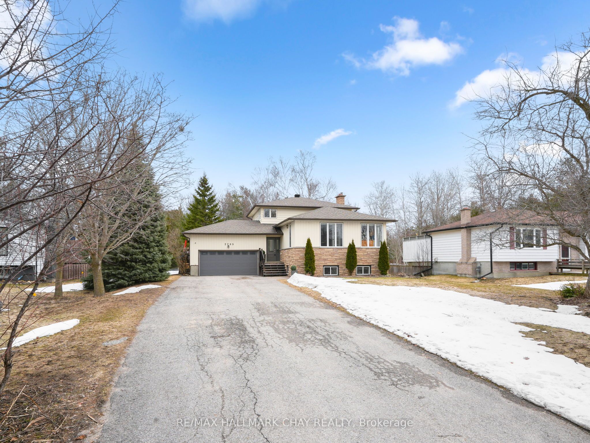 2209 Spring Street, Innisfil, ON, L9S 2B6