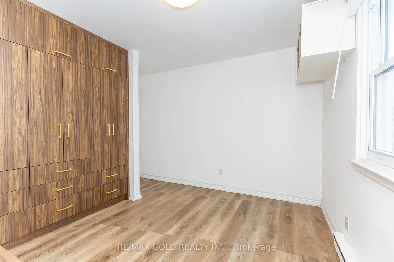 Additional image 11 of 20 Harper Way