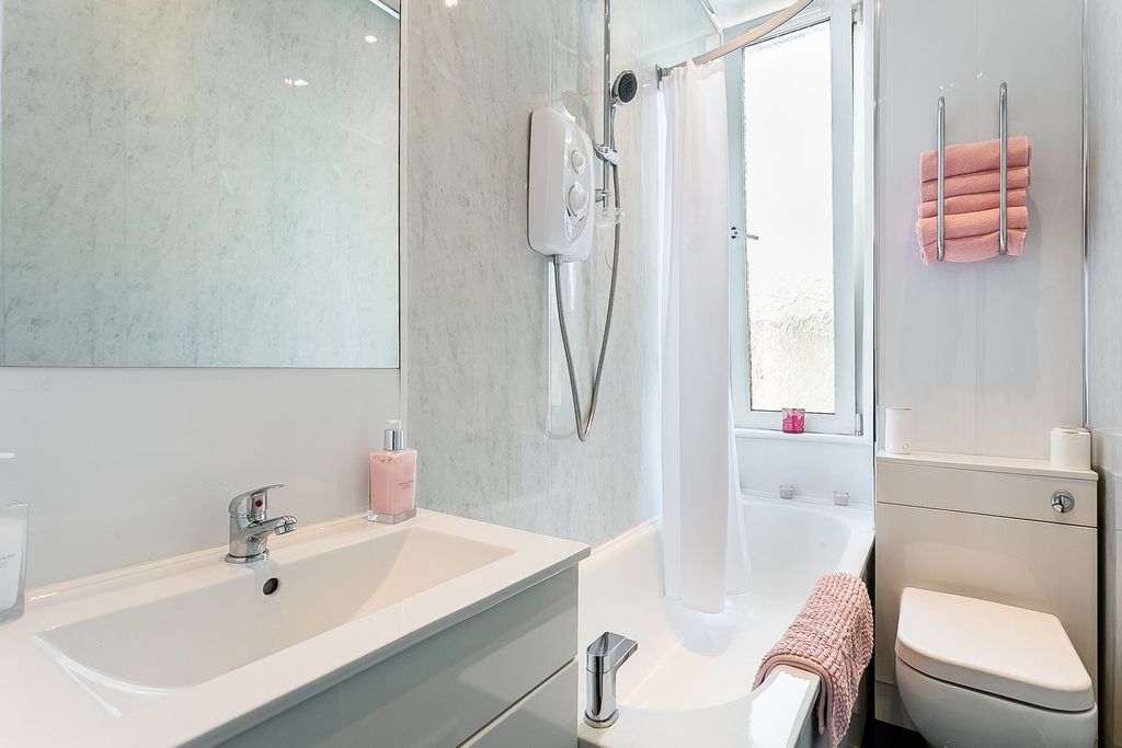 Additional image 17 of 2 bed flat for saleEaster Road, Easter Road, Edinburgh EH7