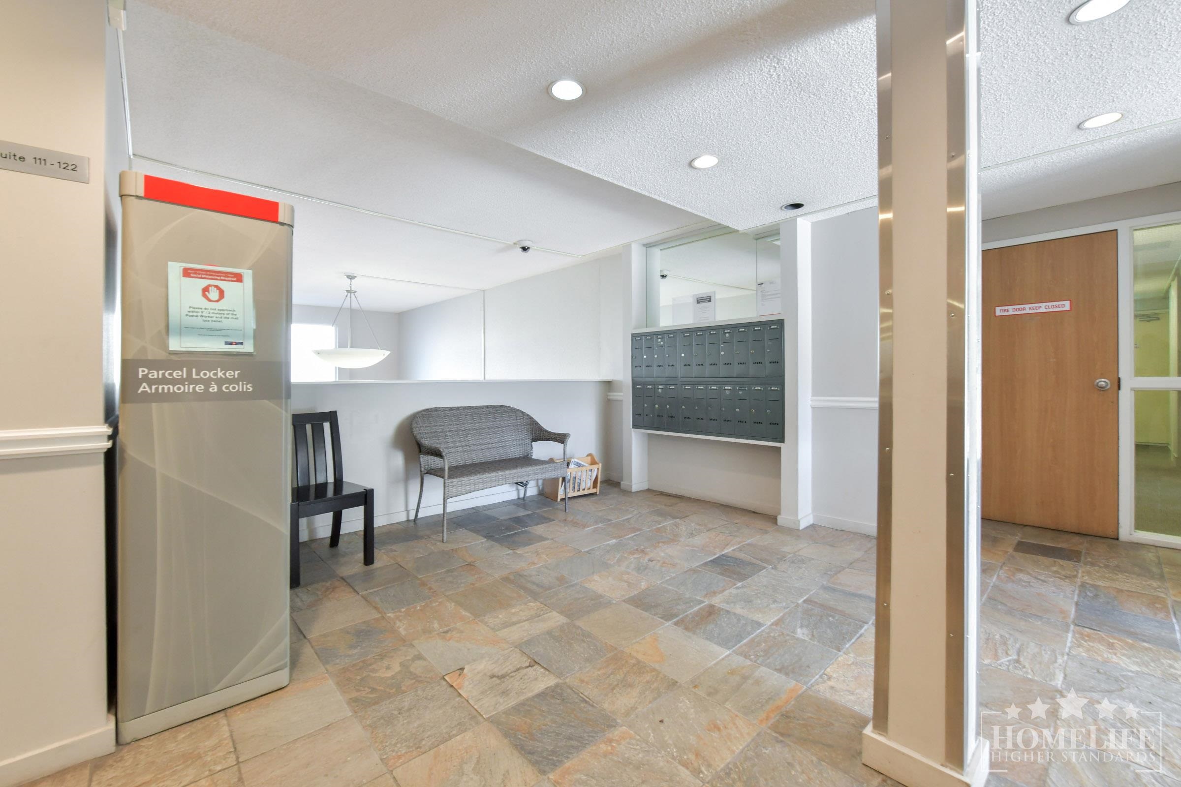 Additional image 2 of 314-1850 East Southmere Crescent, Surrey, BC, V4A 6Y6