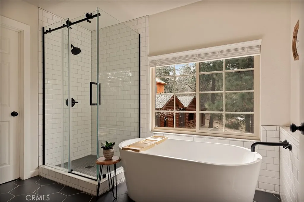 Additional image 56 of 32425 Snowshoe Ln, Running Springs, CA 92382